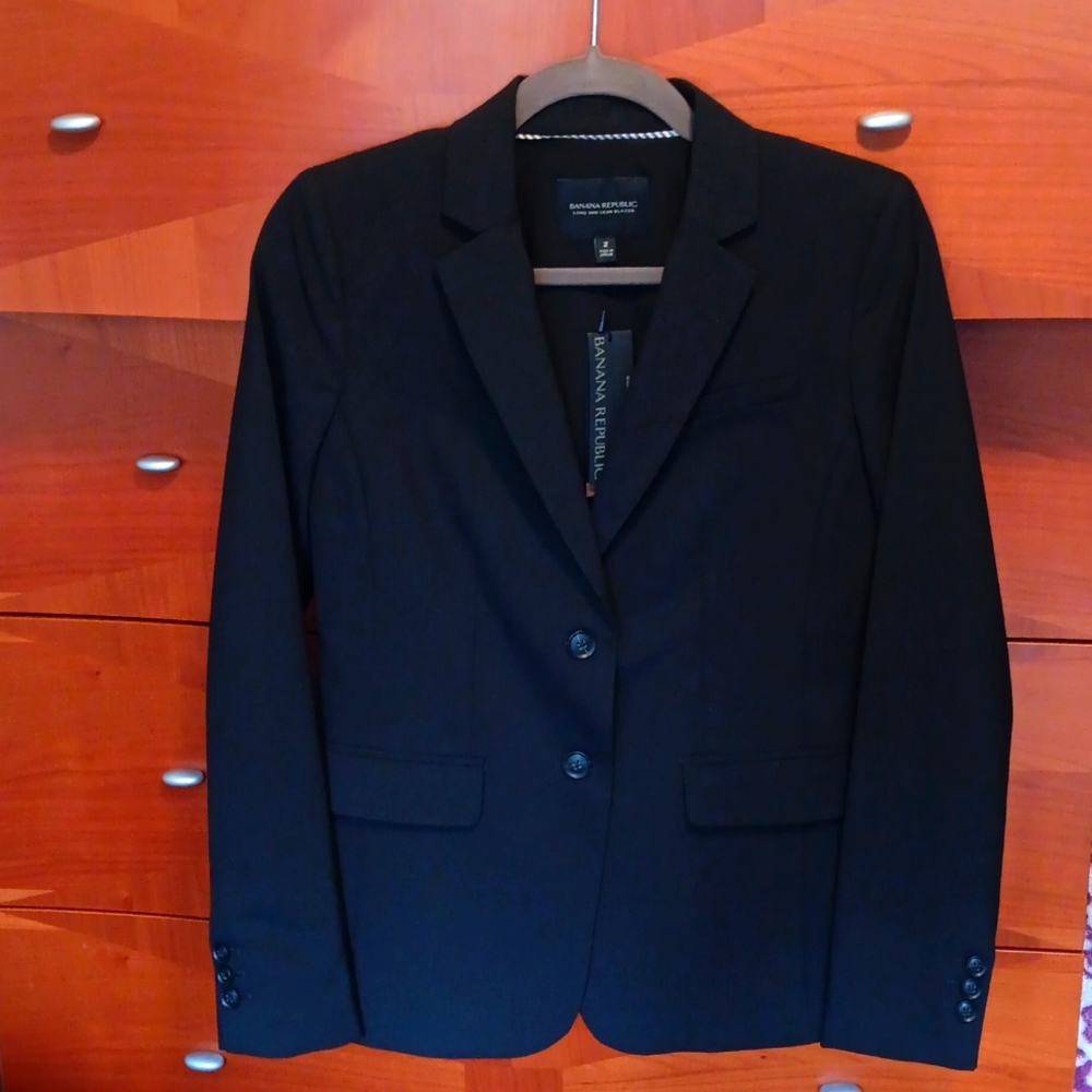 NWT Banana Republic Wool Blend Black Two Button Blazer Jacket Womens Size 2